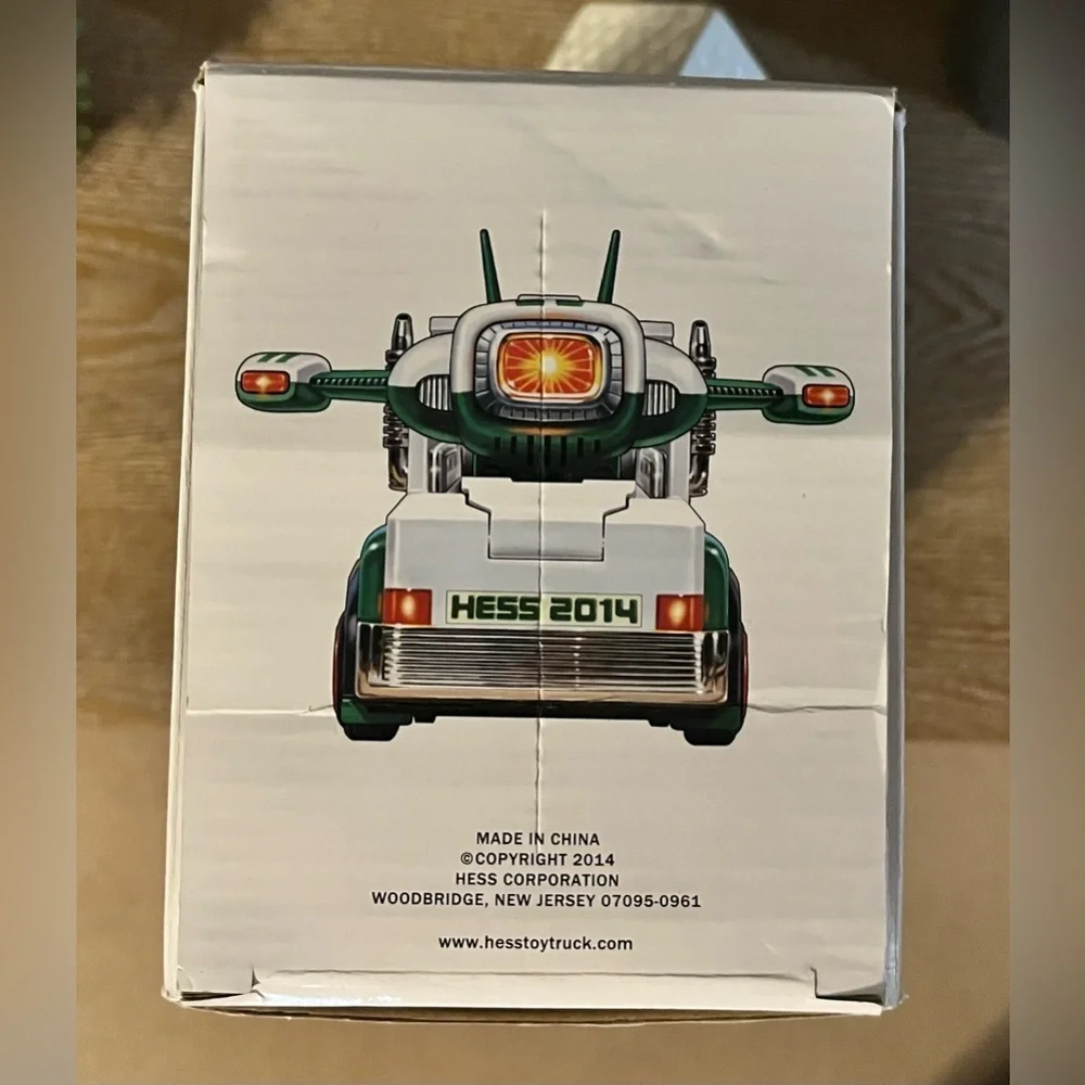 2014 Hess Toy Truck and Space Cruiser with Scout